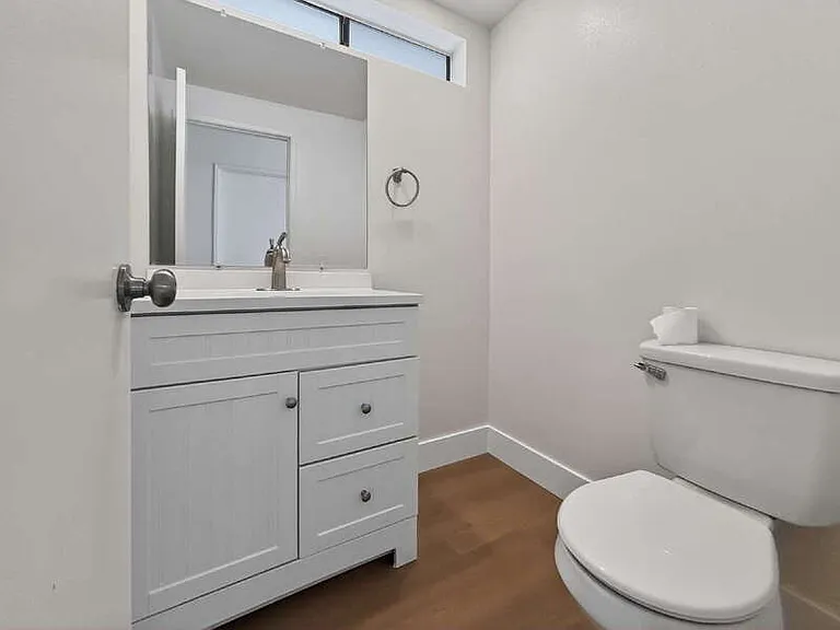 21909 Huron Ln — Photo 19
