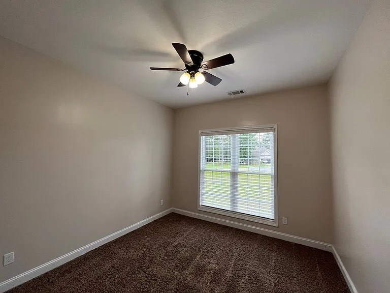 407 Tradewind Trl — Photo 19