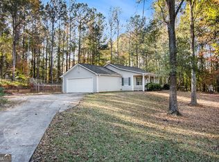 75 Parks Rd, Sharpsburg, GA 30277