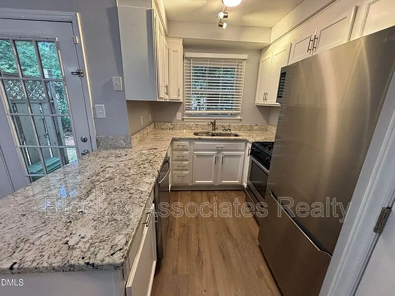 4808 Blue Bird Ct #D — Photo 23