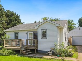717 1st Ave, Ipswich, SD 57451