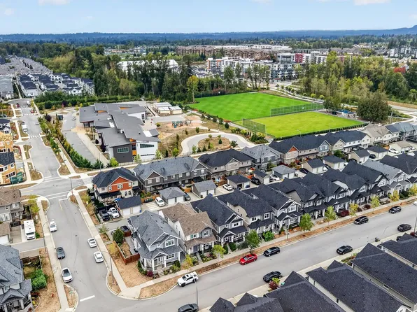 20479 77b Ave, Langley, BC V2Y 4K3