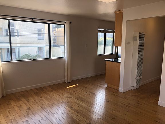 3rd image of 1700 Page St APT 5