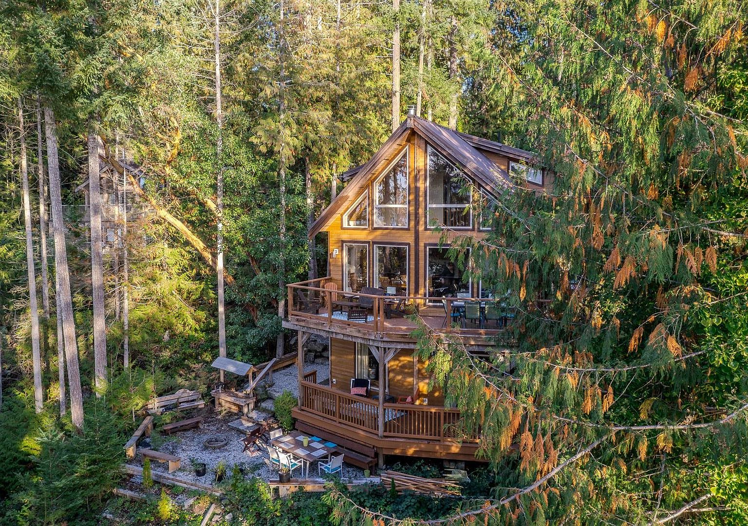 6855 Seaview Rd, Sechelt, BC V0N 3A4 MLS R2834688 Zillow