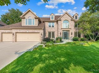1002 King Edward Ave, Saint Charles, IL