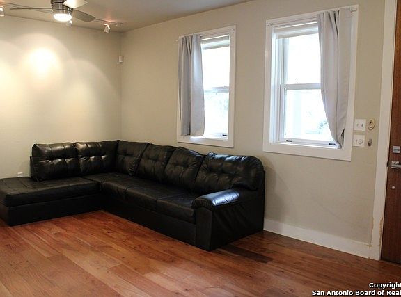 3rd image of 400 E Guenther St Unit 2103
