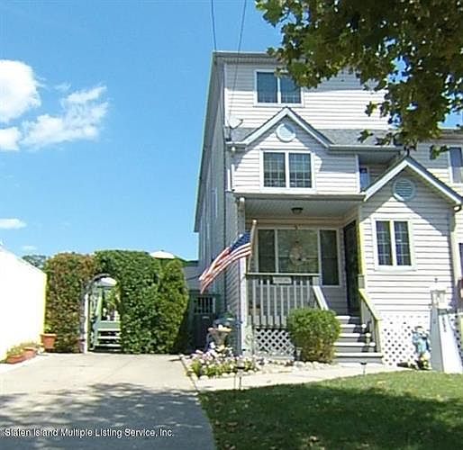 1st image of 315 Loretto St