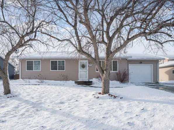 1909 2nd Ave NE, Stewartville, MN 55976