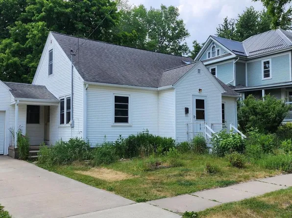 228 5th AVENUE, Viroqua, WI 54665