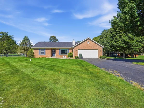 5235 Sandy Ct, Pittsboro, IN 46167