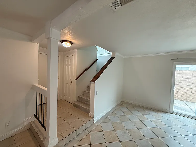 1723 E Flora St #A — Photo 18