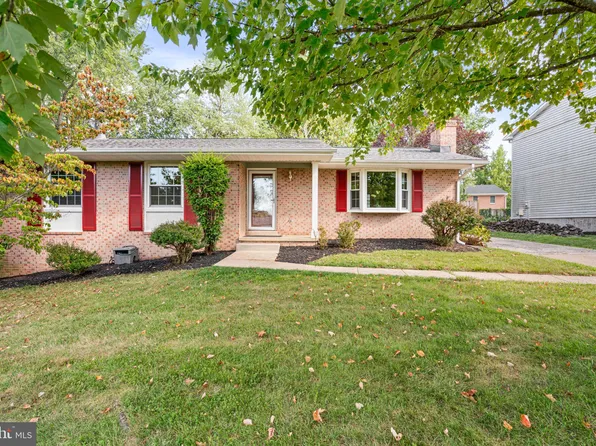 123 Maryanne Ave SW, Leesburg, VA 20175