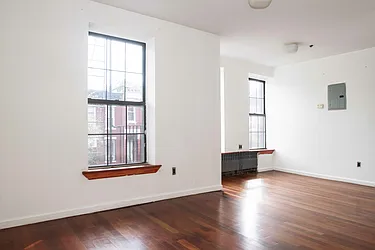 Rented by Jason Rosenberg, LREB