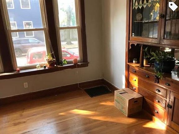 4th image of 3500 N Bell Ave