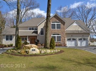 48 Crest Rd, Ramsey, NJ 07446
