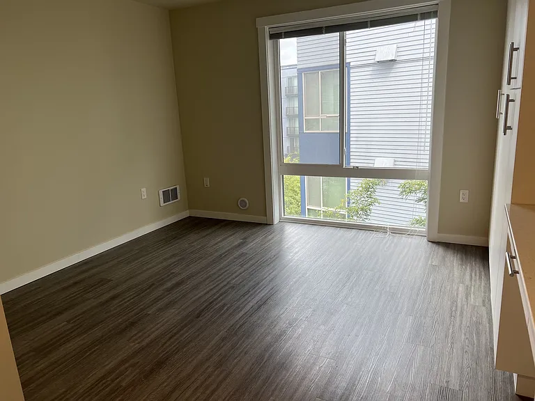 Cubix at Othello Apartments — Photo 154