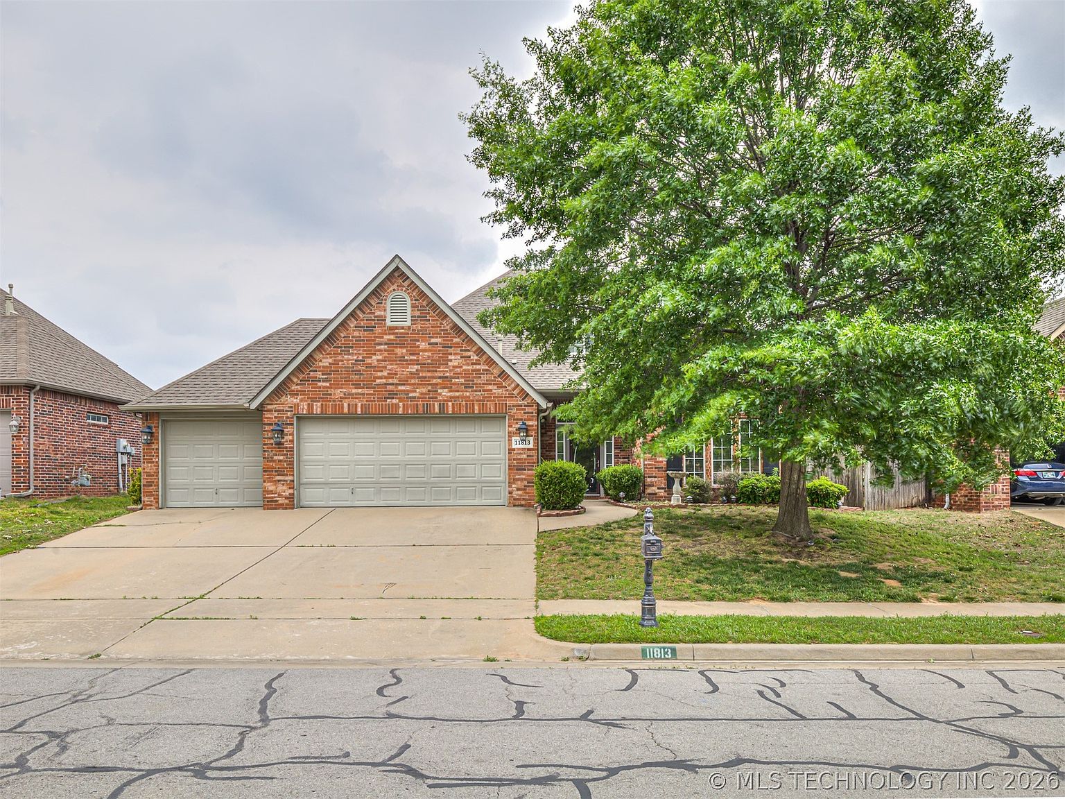 11813 S Tamarack Ct, Jenks, OK 74037 | Zillow