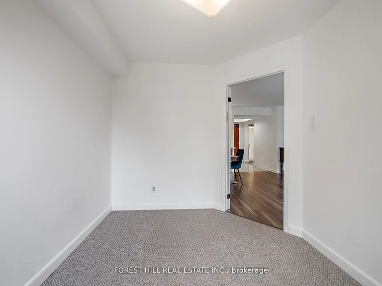 500 Glencairn Ave #303 — Photo 21