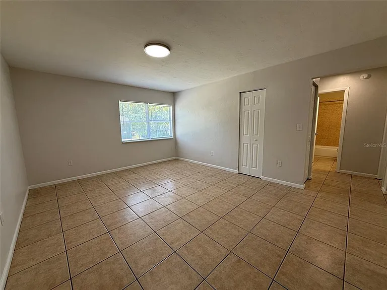 6104 SW 12th Pl #3 — Photo 3