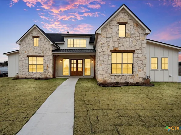 124 Big Catch Ln, Waco, TX 76706