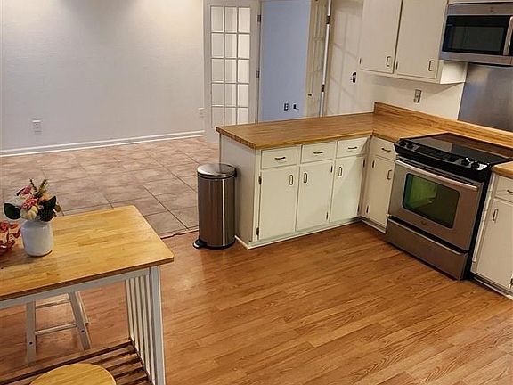 5th image of 2610 Tinosa Cir