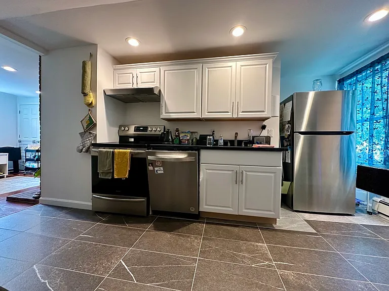 13 Mill St #2 — Photo 3