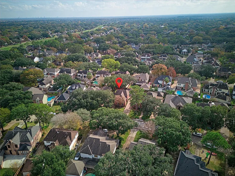 1127 Barkston Dr — Photo 48