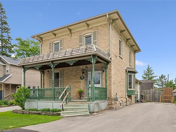3rd image of 105 Snyders Rd W