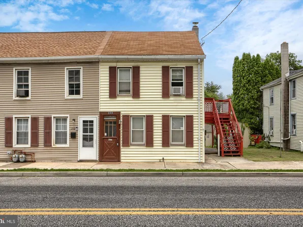 230 W Simpson St, Mechanicsburg, PA 17055