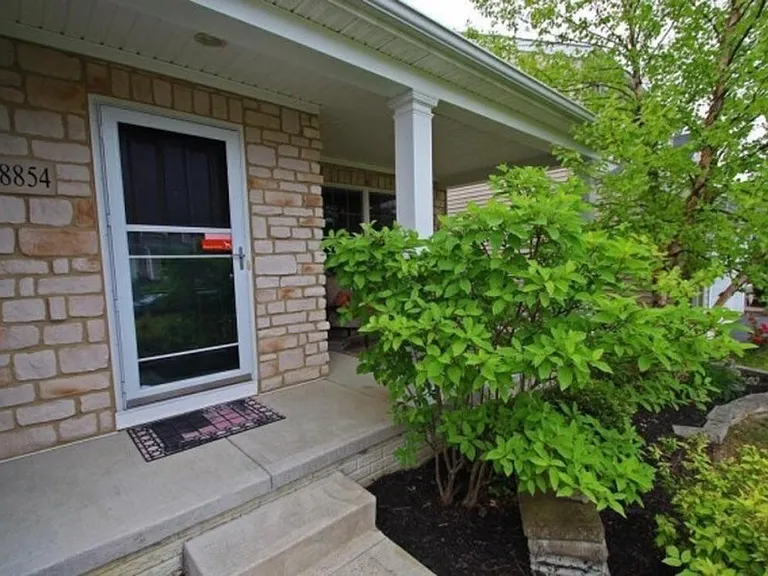 8854 Emerald Hill Dr — Photo 3