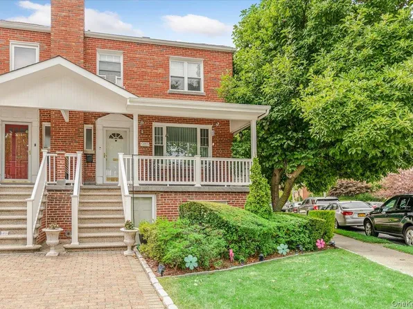 2015 Narragansett Avenue, Bronx, NY 10461