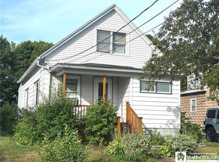 11 Elm St, Silver Creek, NY