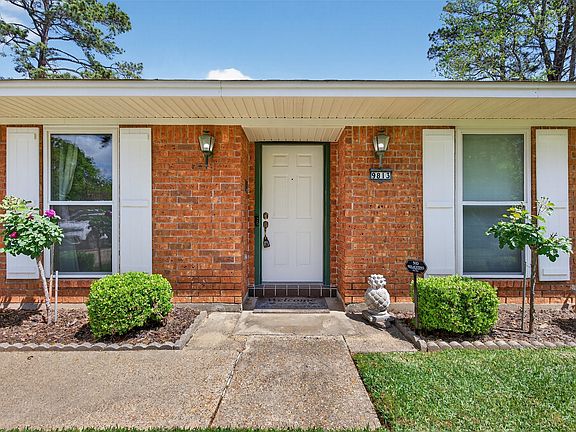 3rd image of 9813 High Point Dr