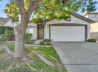 7040 Lyndale Cir, Elk Grove, CA 95758