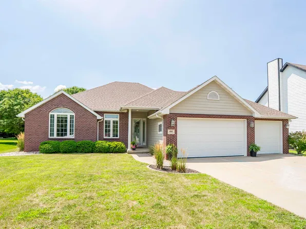 484 Bluestem Trl, Dakota Dunes, SD 57049