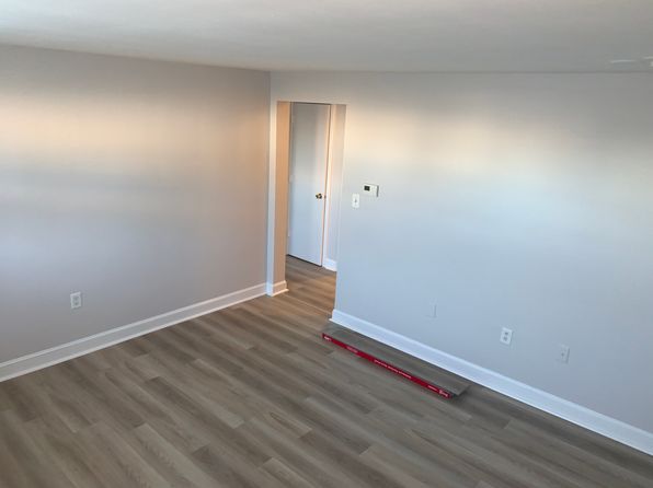 575 Sea St APT 2
