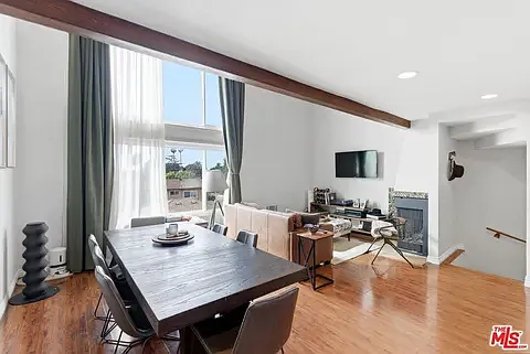 12438 Short Ave #3 — Photo 2