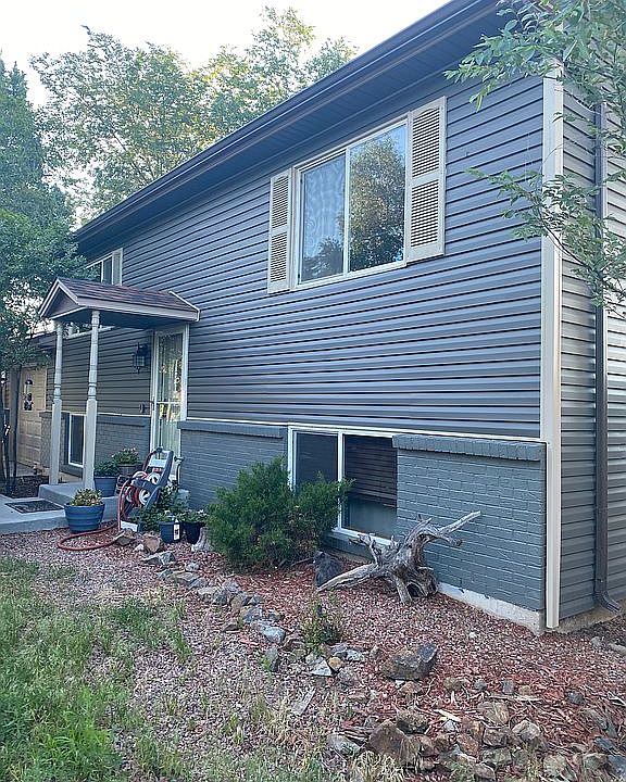 2nd image of 2055 Pepperwood Dr