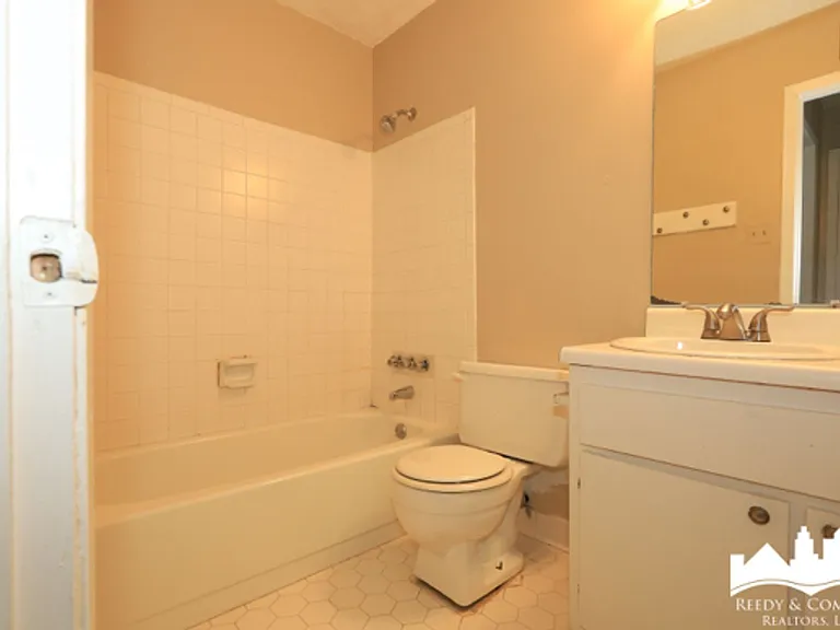 2835 Toehill Cv — Photo 16