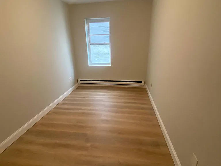 111 Norway St #204 — Photo 6