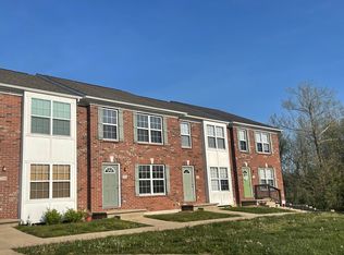 305 Stonebrook Dr, Union, MO 63084