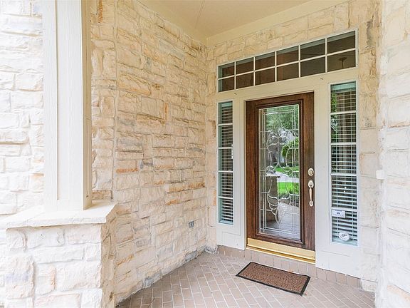 3rd image of 15619 Stable Brook Cir
