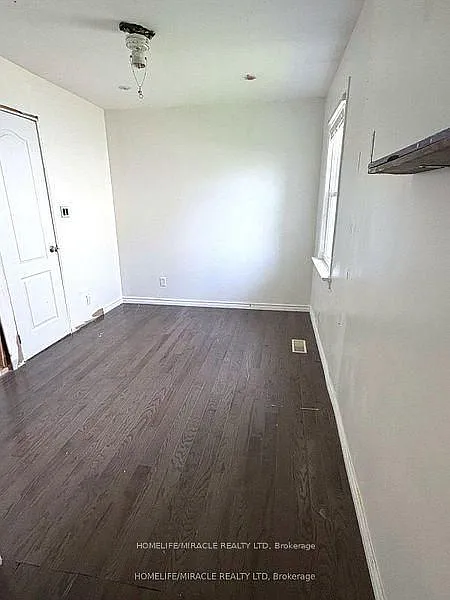 2 bed, $2,400 — Photo 4
