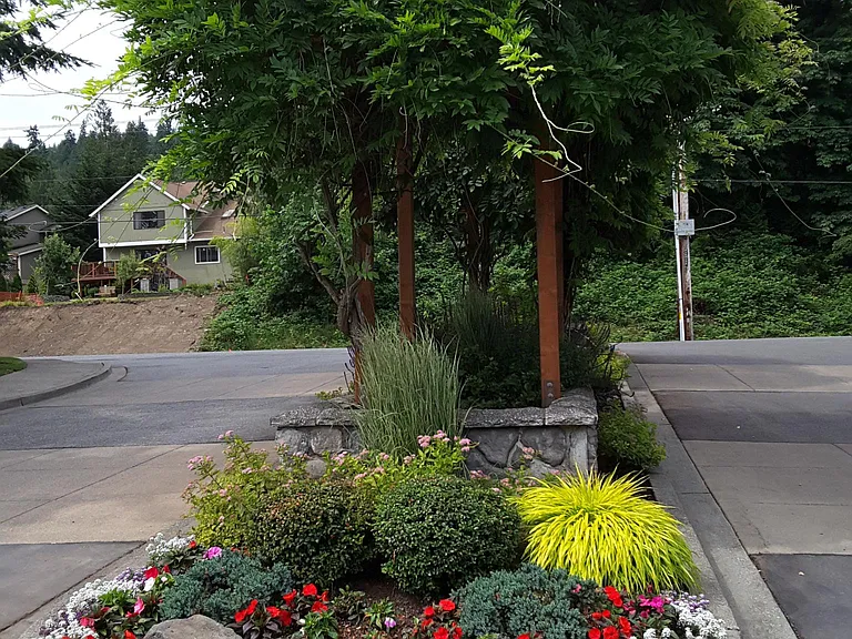 2066 Newport Way NW — Photo 10
