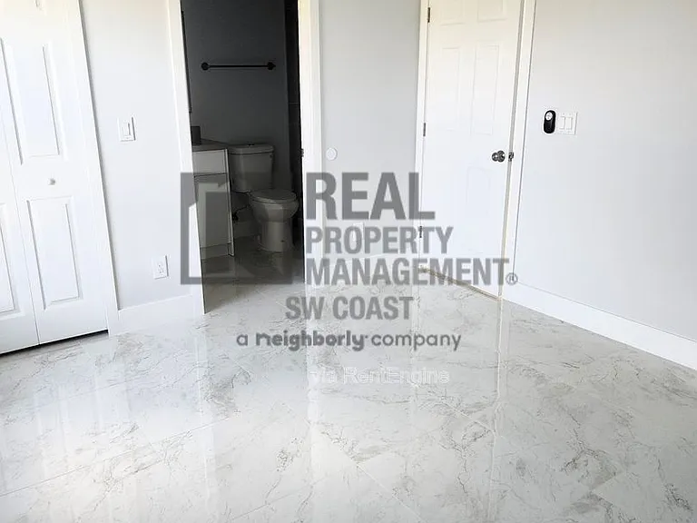2906 68th St W — Photo 12