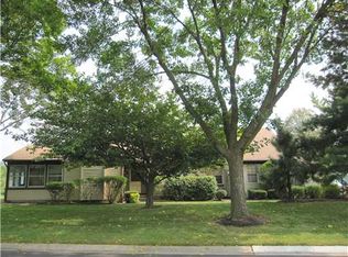 56 Ethan Allen Dr, Monroe Township, NJ