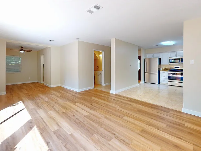 2105 N Red Cedar Cir — Photo 10