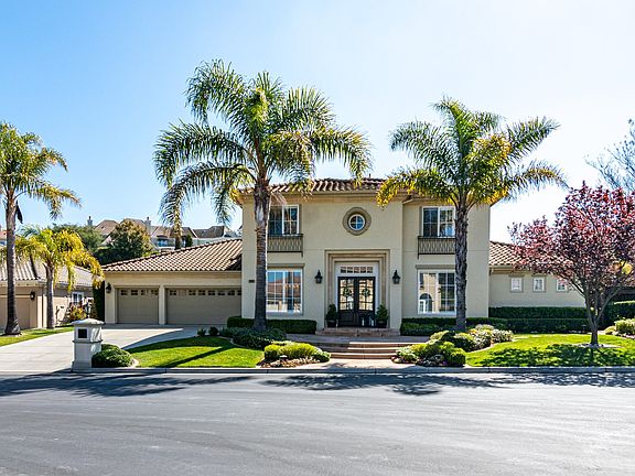 4th image of 5624 Algonquin Way