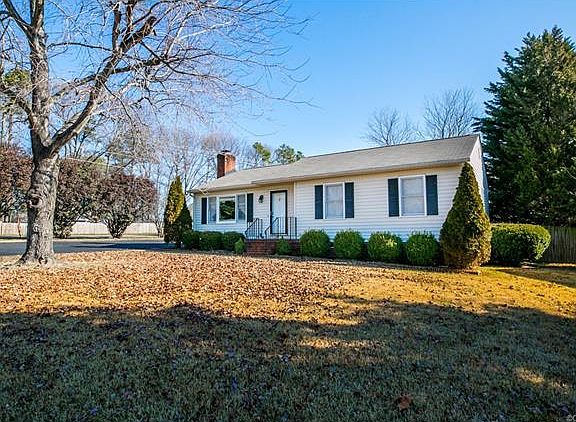 2nd image of 6365 Mary Esther Ln