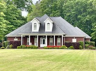 2219 Shady Grove Ln SW, Decatur, AL 35603